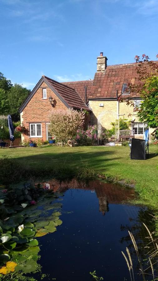 Talbot House Lacock Exteriör bild