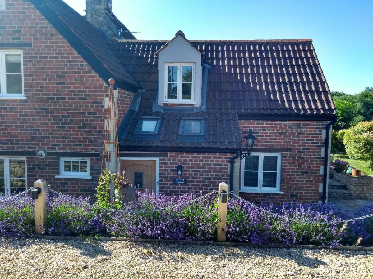Talbot House Lacock Exteriör bild