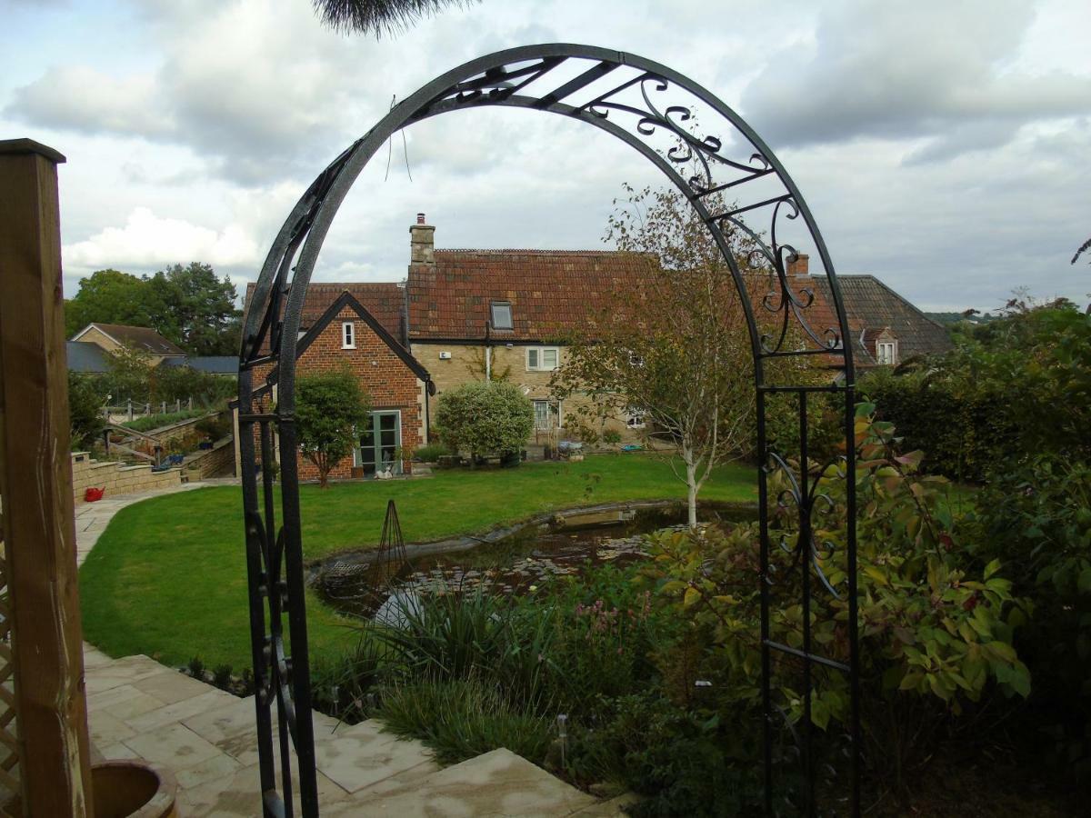 Talbot House Lacock Exteriör bild